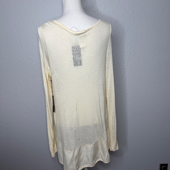 NWT BCBG Maxazria Ivory Long sleeve tunic top sheer triming on the bottom -cp - Picture 6 of 12